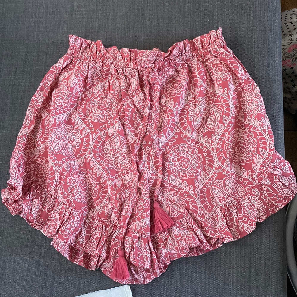 South moon under flowy shorts